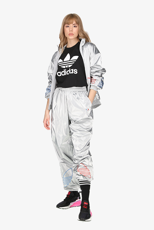 <center><b>Be a Silver Goddess in adidas</center></b>