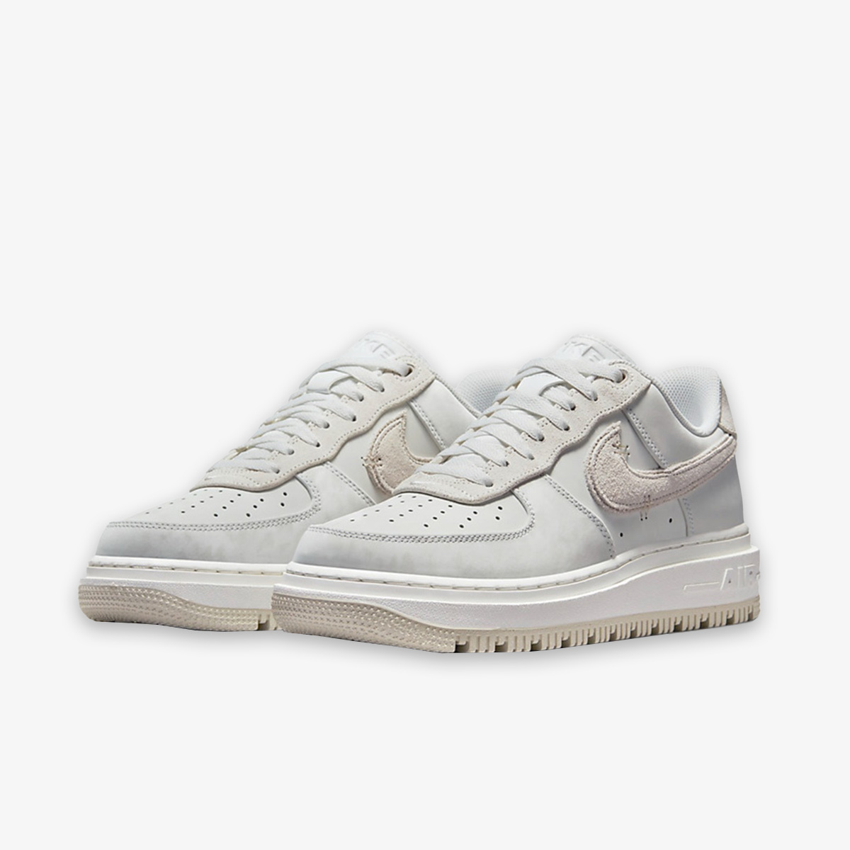 NIKE Tenisice Air Force 1 Luxe 