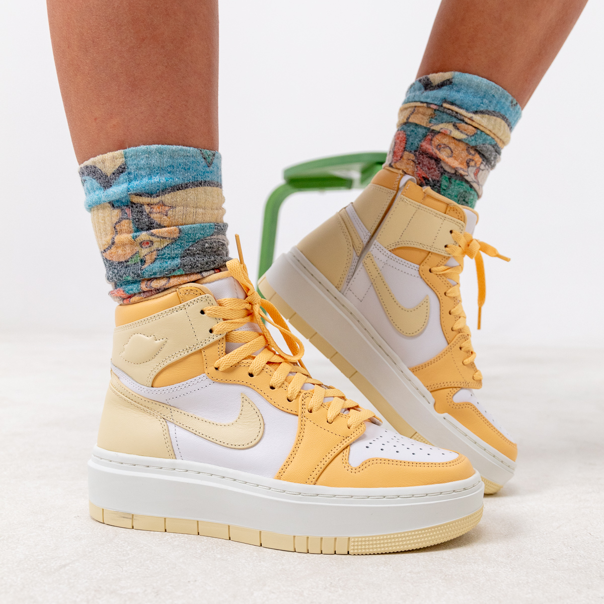 NIKE Tenisice Air Jordan 1 Elevate High 