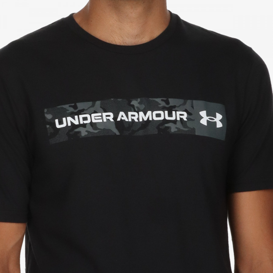 UNDER ARMOUR Majica kratkih rukava Camo chest stripe 