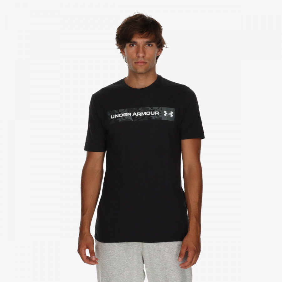 UNDER ARMOUR Majica kratkih rukava Camo chest stripe 