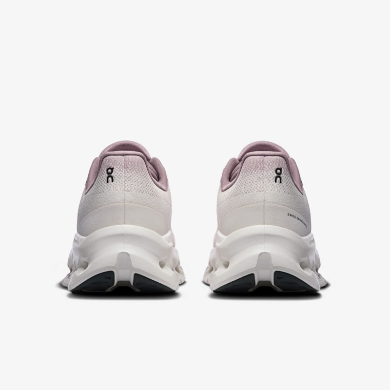 On Tenisice Cloudtilt 