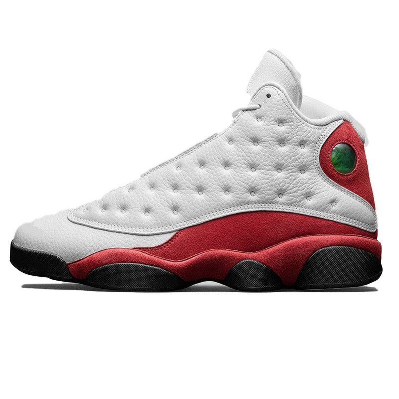 Jordan new arrivals 13 pret