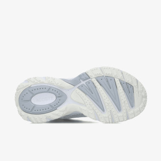 LACOSTE Tenisice WOMEN'S L003 NEO SHOT SNEAKERS 