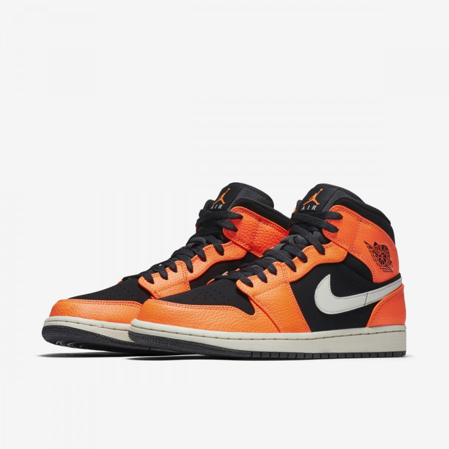 NIKE Tenisice AIR JORDAN 1 MID 