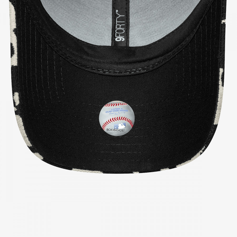 NEW ERA Šilterica FEMALE COW MIDI 9FORTY® 