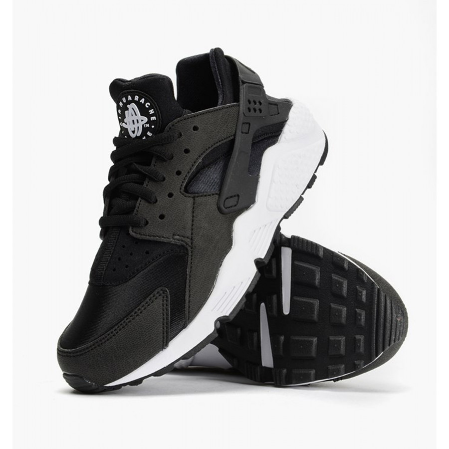 NIKE Tenisice WMNS AIR HUARACHE RUN 