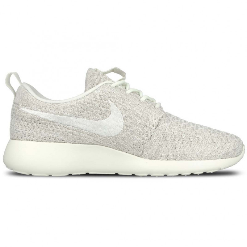 NIKE WMNS ROSHE ONE FLYKNIT 