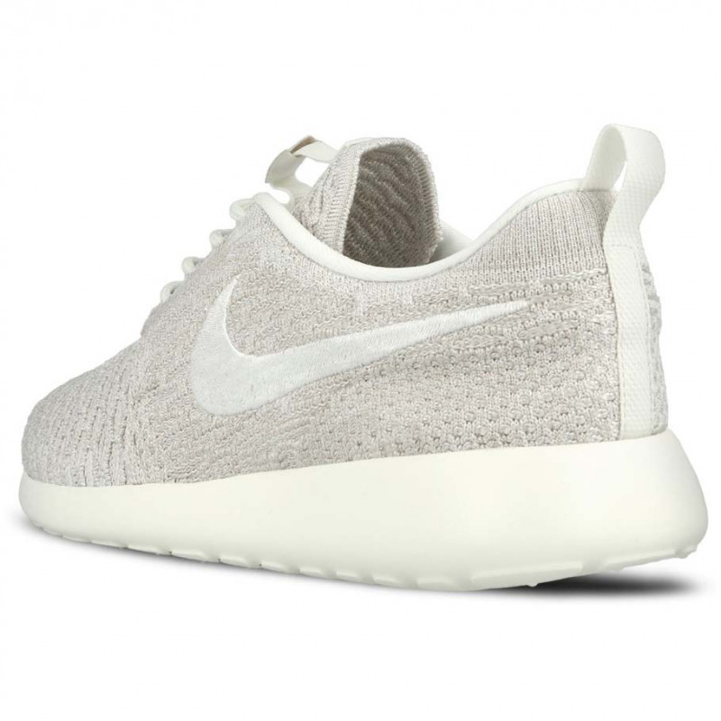 NIKE WMNS ROSHE ONE FLYKNIT 
