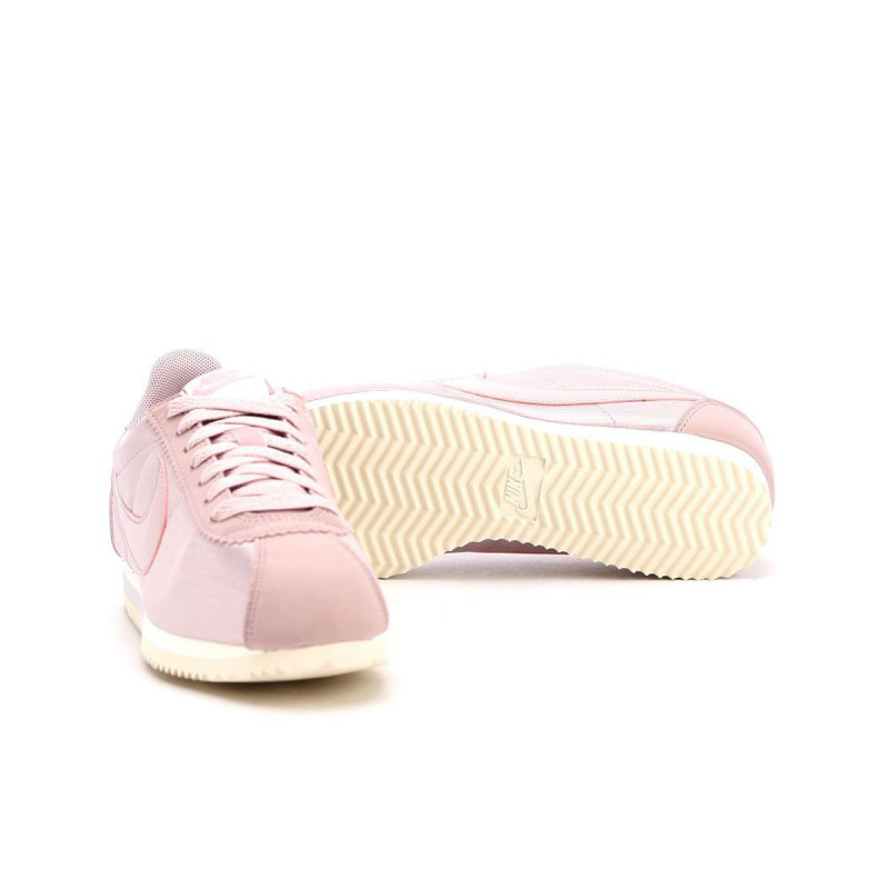 NIKE Tenisice WMNS CLASSIC CORTEZ NYLON 