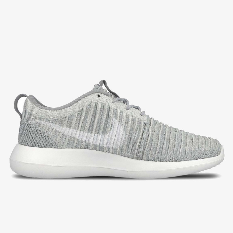 NIKE -1 NIKE ROSHE TWO FLYKNIT 