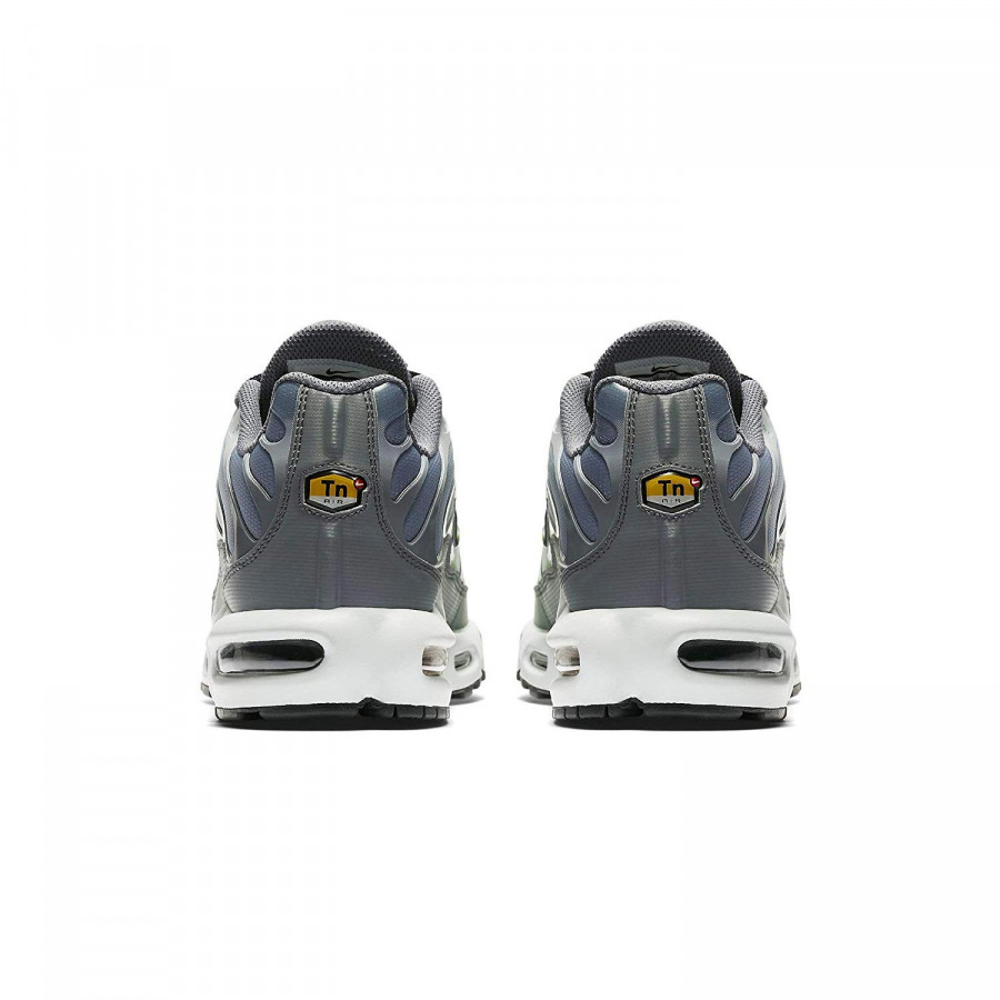 NIKE Tenisice AIR MAX PLUS 