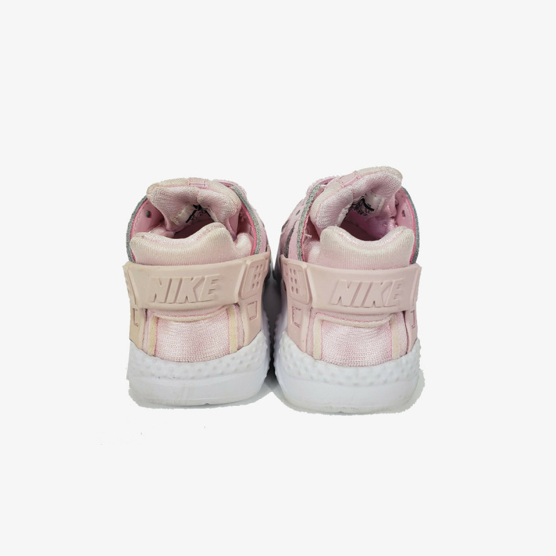 NIKE Tenisice HUARACHE RUN SE GT 
