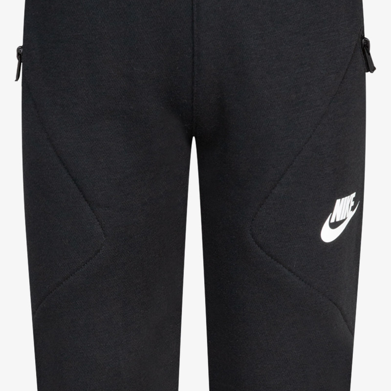 NIKE Donji dio trenirke THRILL 