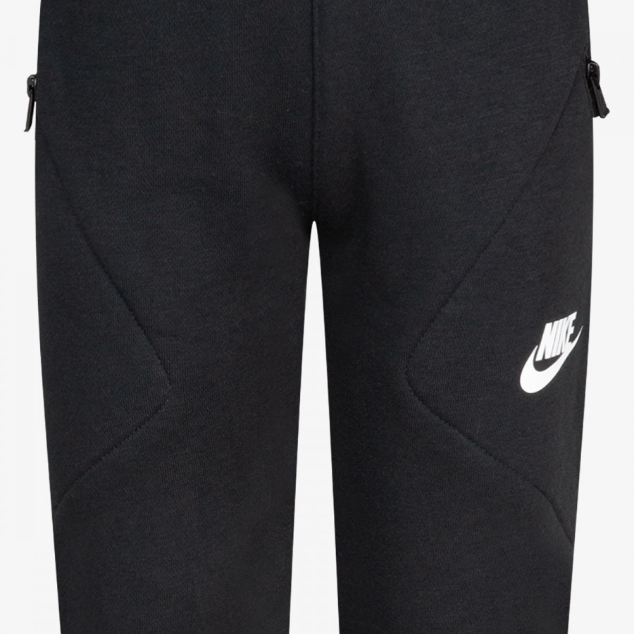 NIKE Donji dio trenirke THRILL 