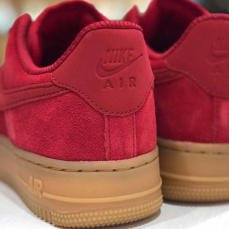 NIKE Tenisice WMNS AIR FORCE 1 '07 SE 