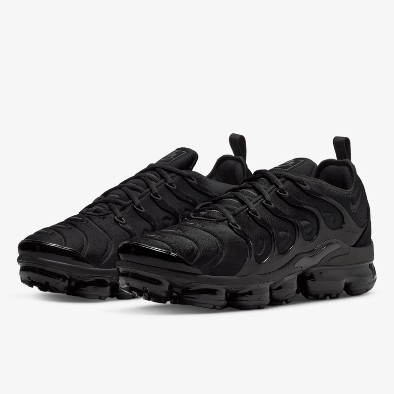 Triple black cheap vapor maxes