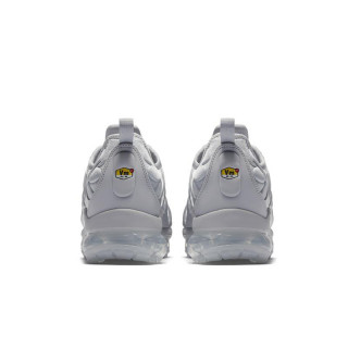 NIKE Tenisice AIR VAPORMAX PLUS 