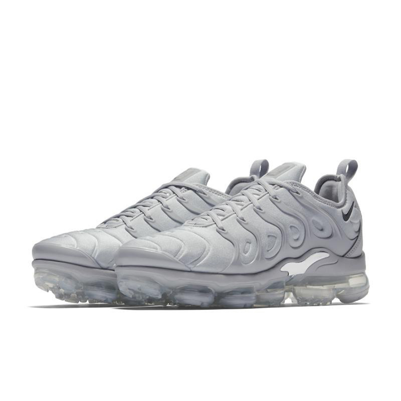 NIKE Tenisice AIR VAPORMAX PLUS 