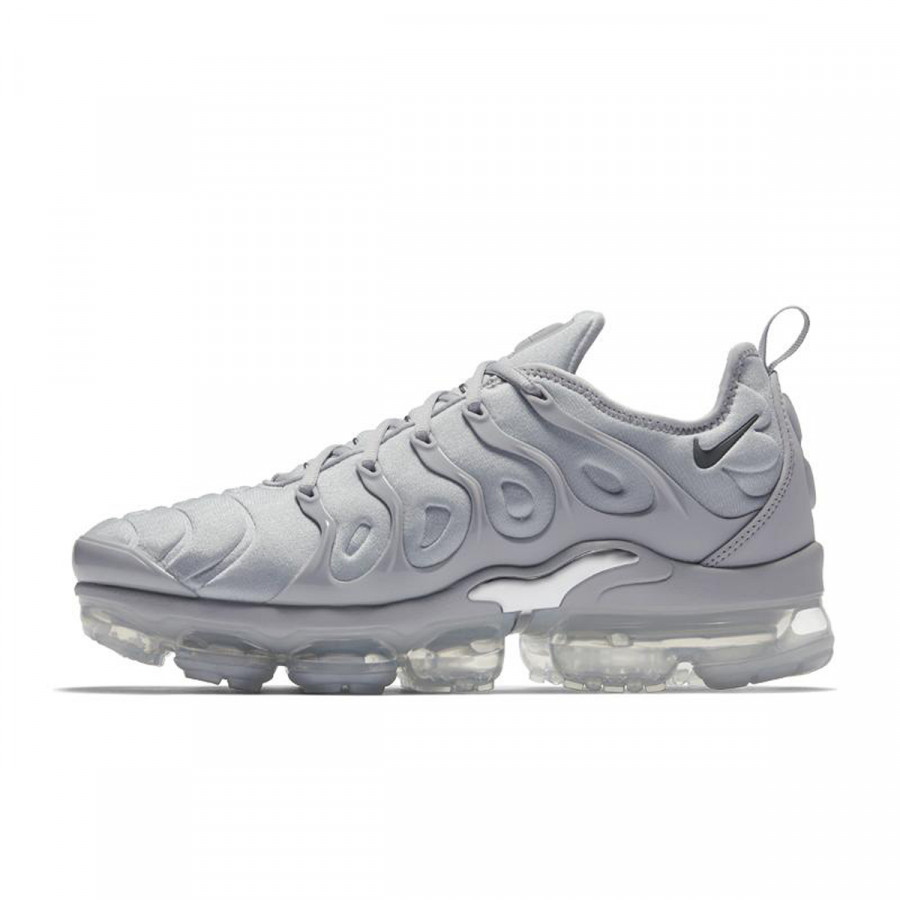 NIKE Tenisice AIR VAPORMAX PLUS 