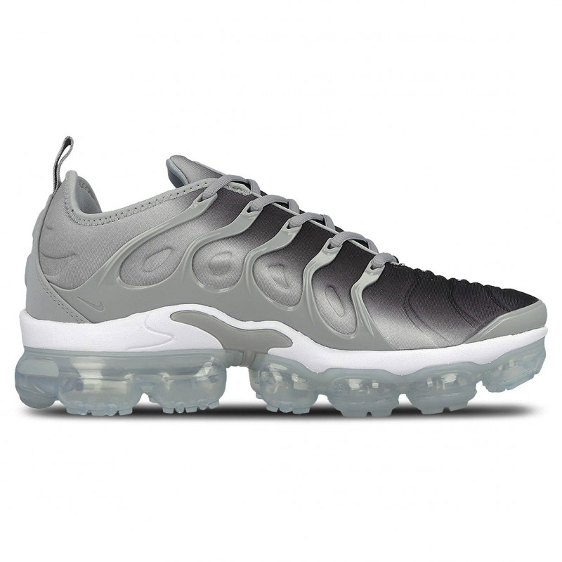NIKE Tenisice AIR VAPORMAX PLUS 