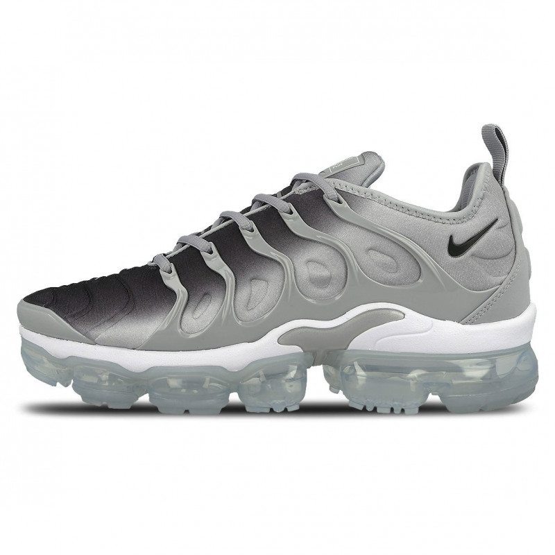 NIKE Tenisice AIR VAPORMAX PLUS 