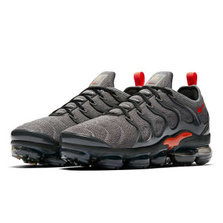 NIKE Tenisice AIR VAPORMAX PLUS 