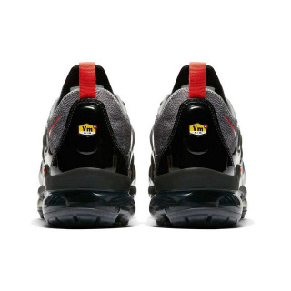 NIKE Tenisice AIR VAPORMAX PLUS 