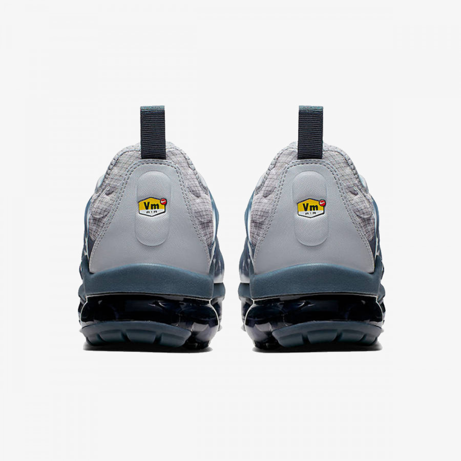 NIKE Tenisice AIR VAPORMAX PLUS 