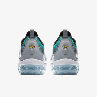 NIKE Tenisice AIR VAPORMAX PLUS 