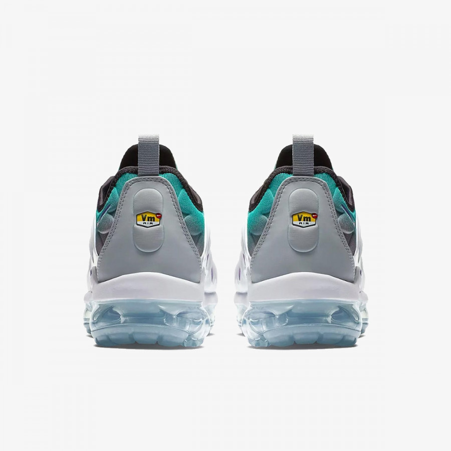 NIKE Tenisice AIR VAPORMAX PLUS 