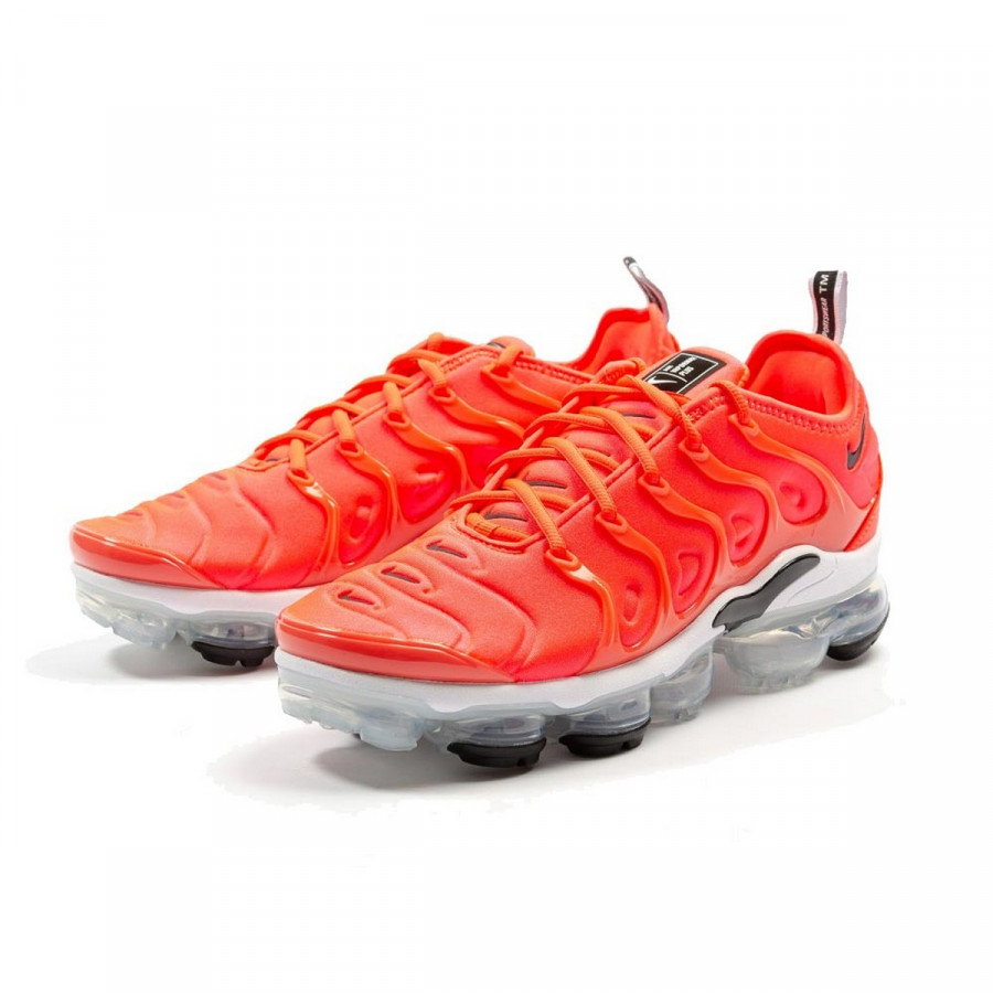 NIKE Tenisice AIR VAPORMAX PLUS 