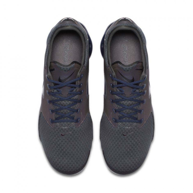 NIKE Tenisice NIKE AIR VAPORMAX R 