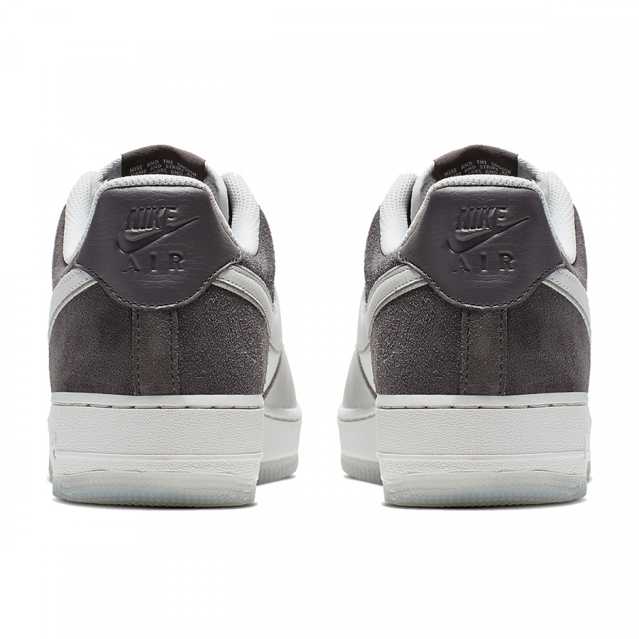 NIKE Tenisice AIR FORCE 1 '07 LV8 2 