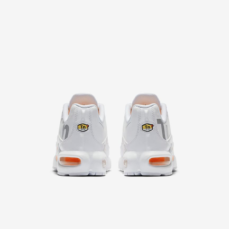 NIKE Tenisice AIR MAX PLUS TN SE BG 