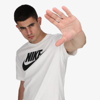 NIKE Majica kratkih rukava Sportswear Club 