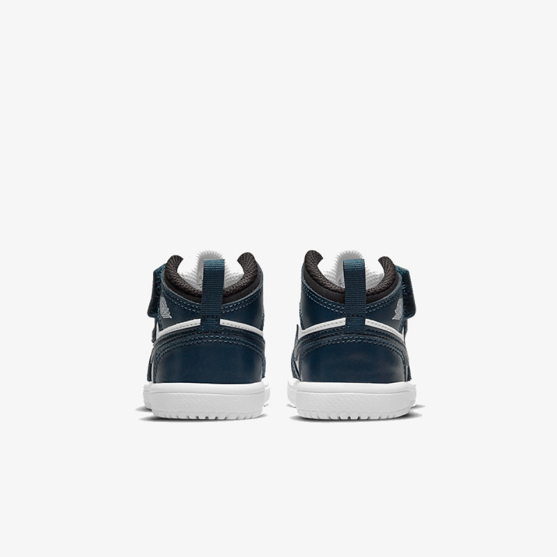 NIKE Tenisice Jordan 1 