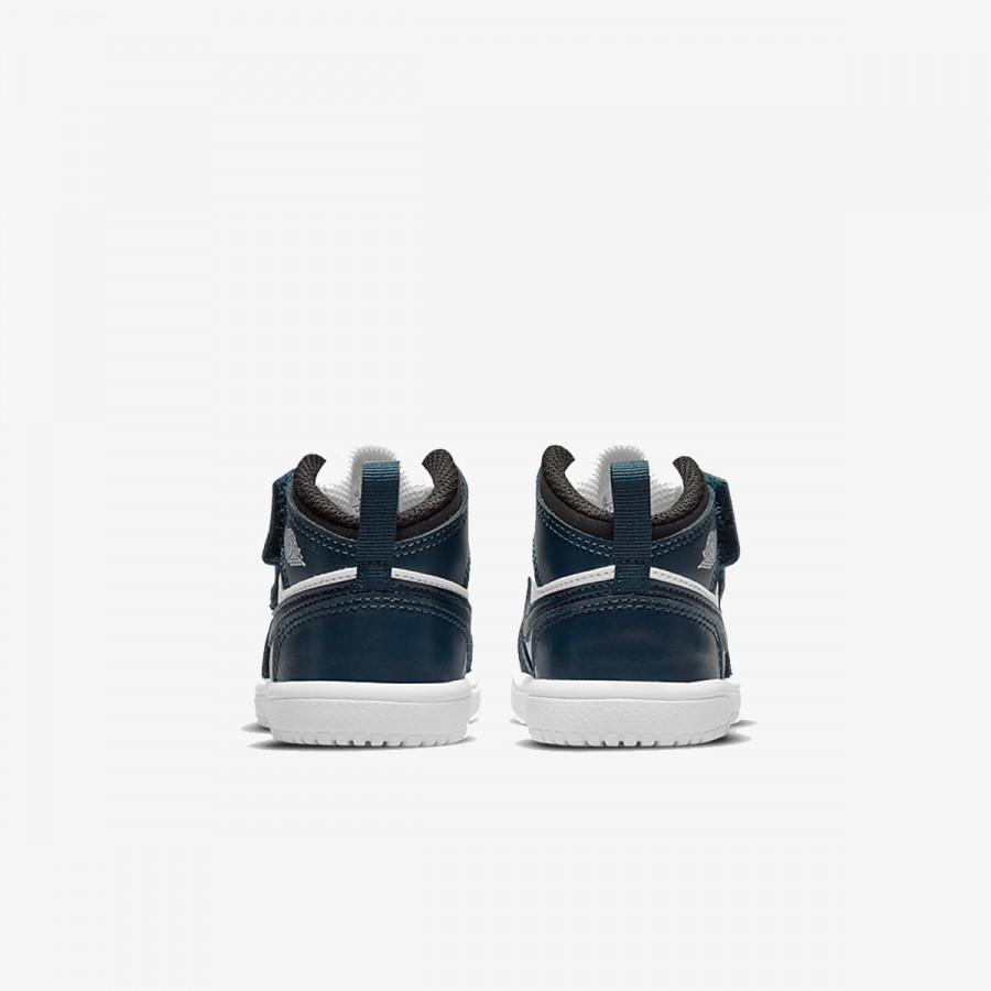 NIKE Tenisice Jordan 1 