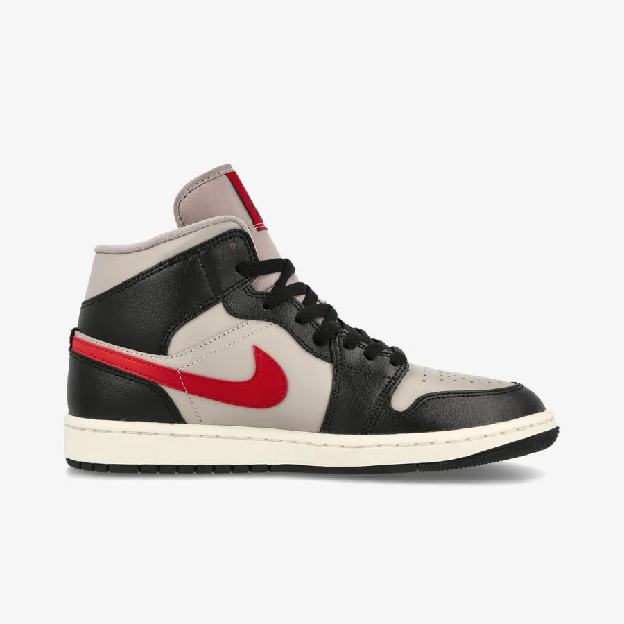 NIKE Tenisice Air Jordan 1 
