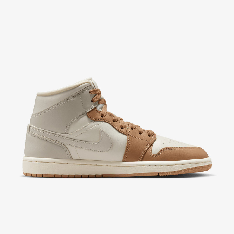 NIKE Tenisice WMNS AIR JORDAN 1 MID 
