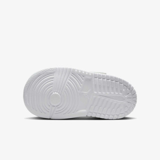 NIKE Tenisice Sky Jordan 1 