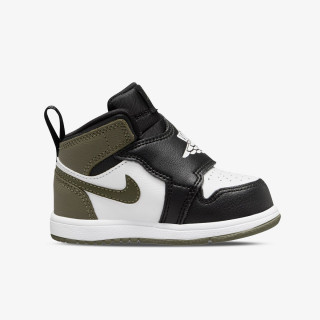 NIKE Tenisice Sky Jordan 1 