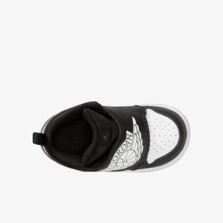 NIKE Tenisice Sky Jordan 1 