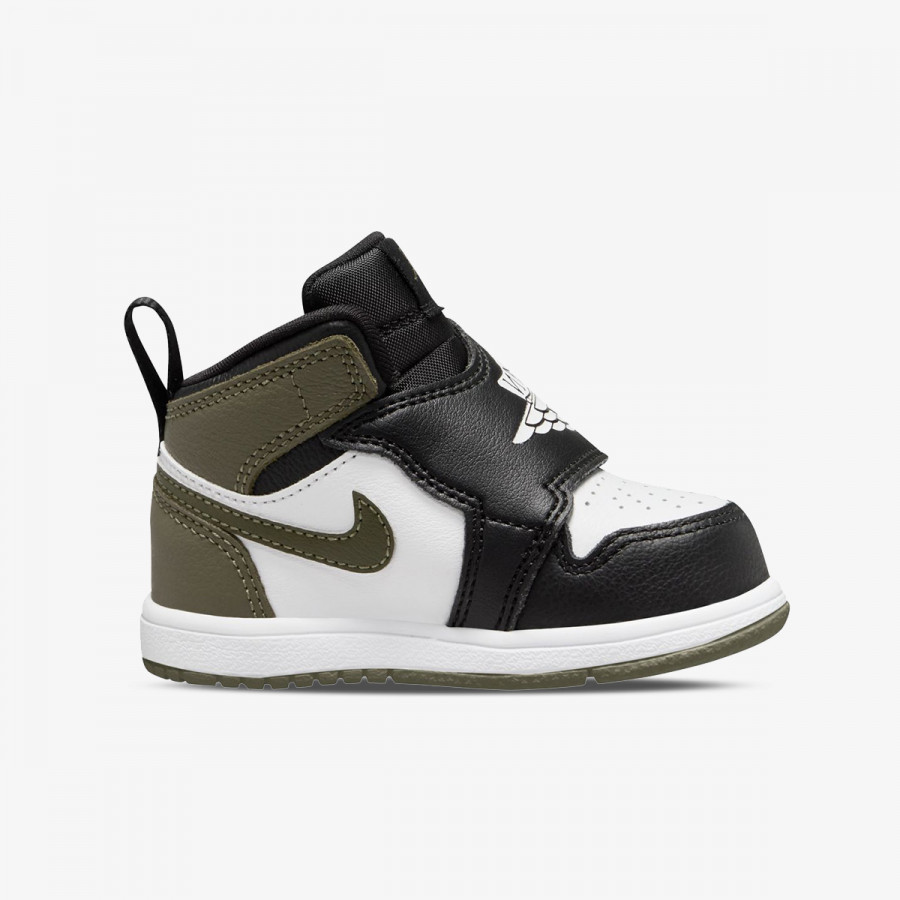 NIKE Tenisice Sky Jordan 1 