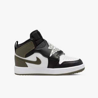 NIKE Tenisice Sky Jordan 1 