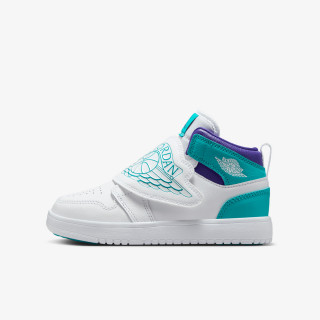 NIKE Tenisice SKY JORDAN 1 BP 