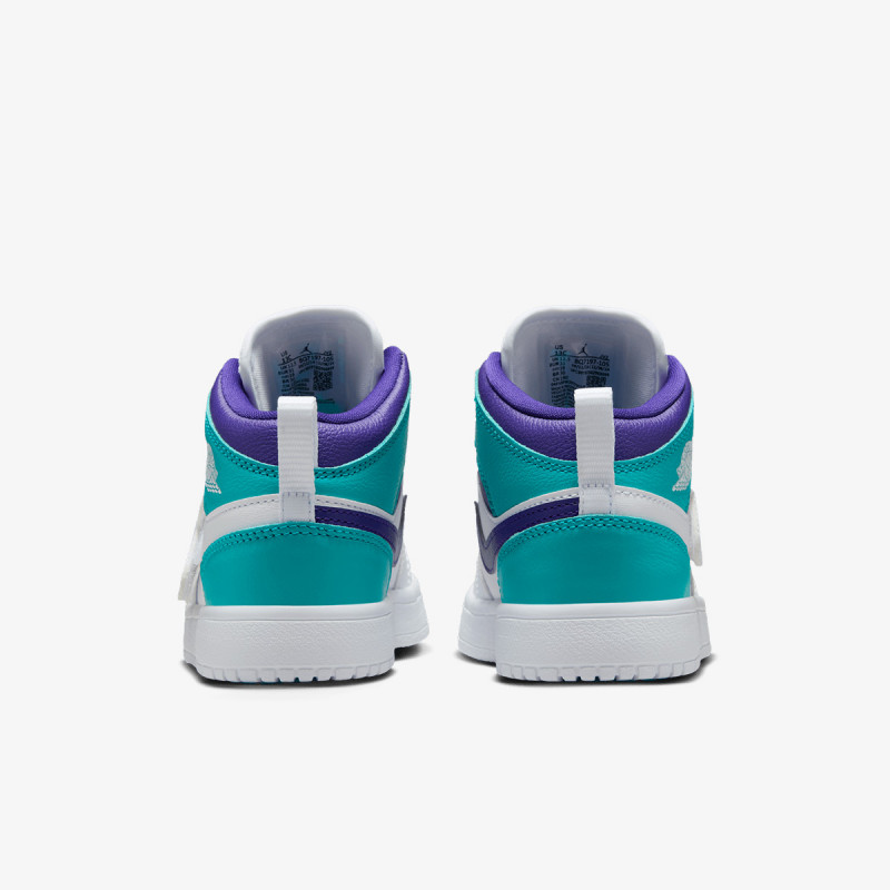 NIKE Tenisice SKY JORDAN 1 BP 