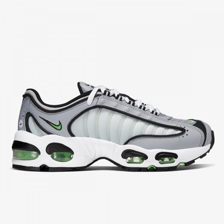 NIKE Tenisice AIR MAX TAILWIND IV BG 