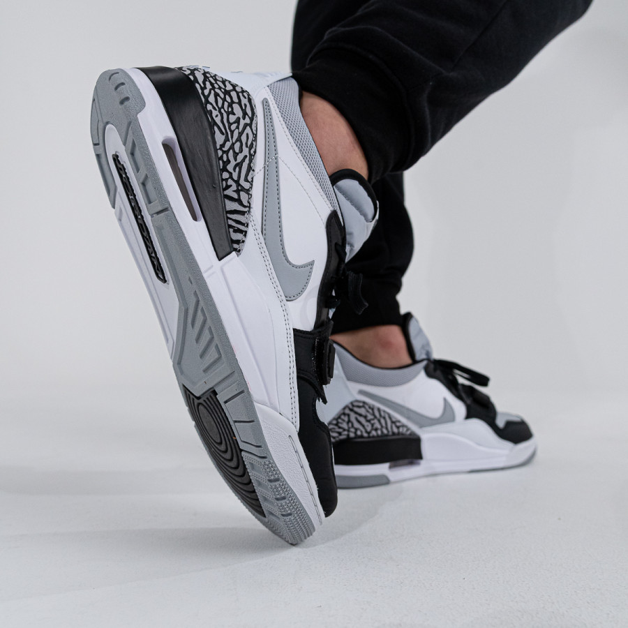 NIKE Tenisice Air Jordan Legacy 312 Low 