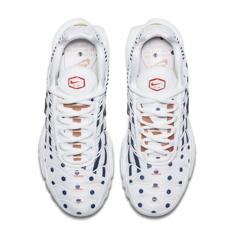 NIKE Tenisice WMNS AIR MAX PLUS TN 